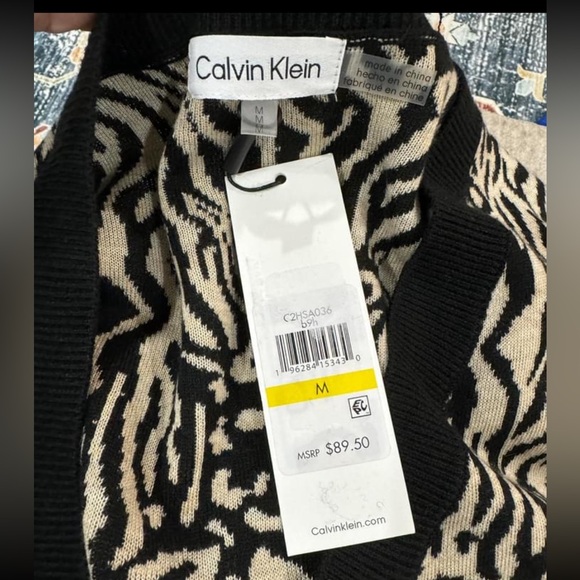 Calvin Klein Animal Print Sweater Shirt Tail Top NWT Size Medium Zebra Leopard - Picture 3 of 4